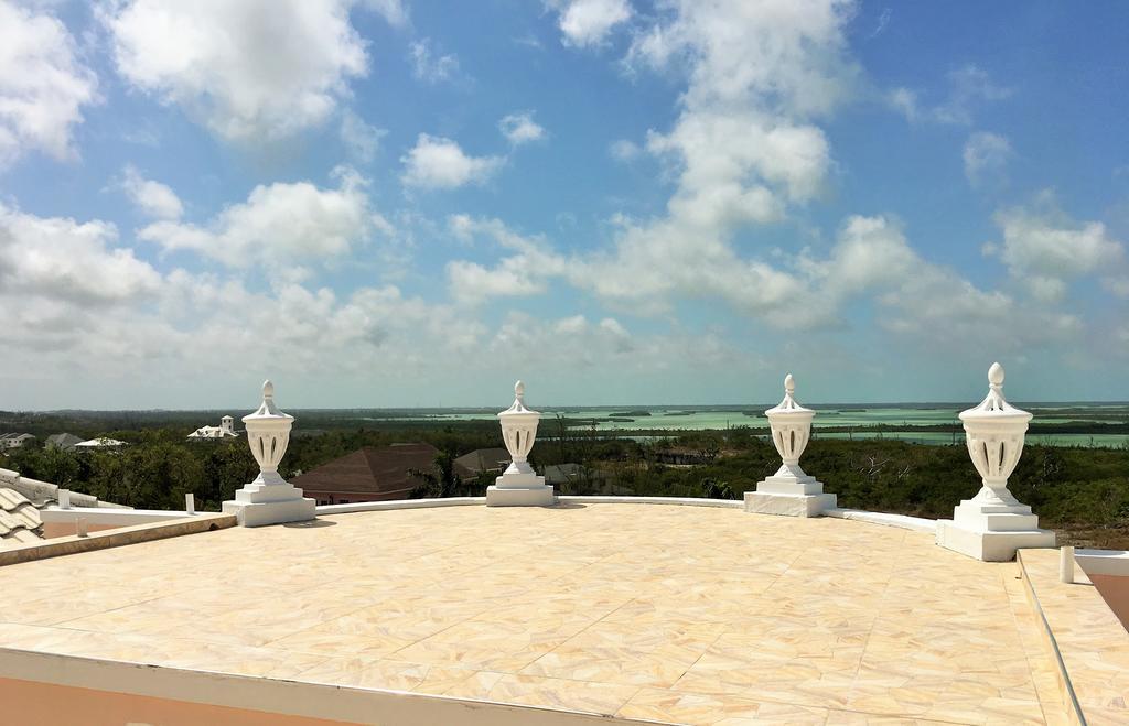 Ocean West Boutique Hotel Nassau Exterior foto